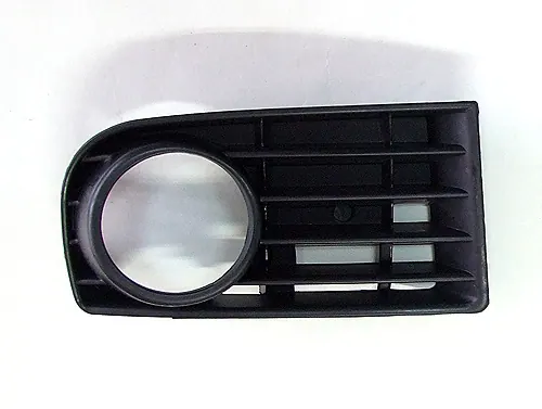 Дясна решетка за халогени за броня за Volkswagen VW GOLF MK5 2004-2009г.